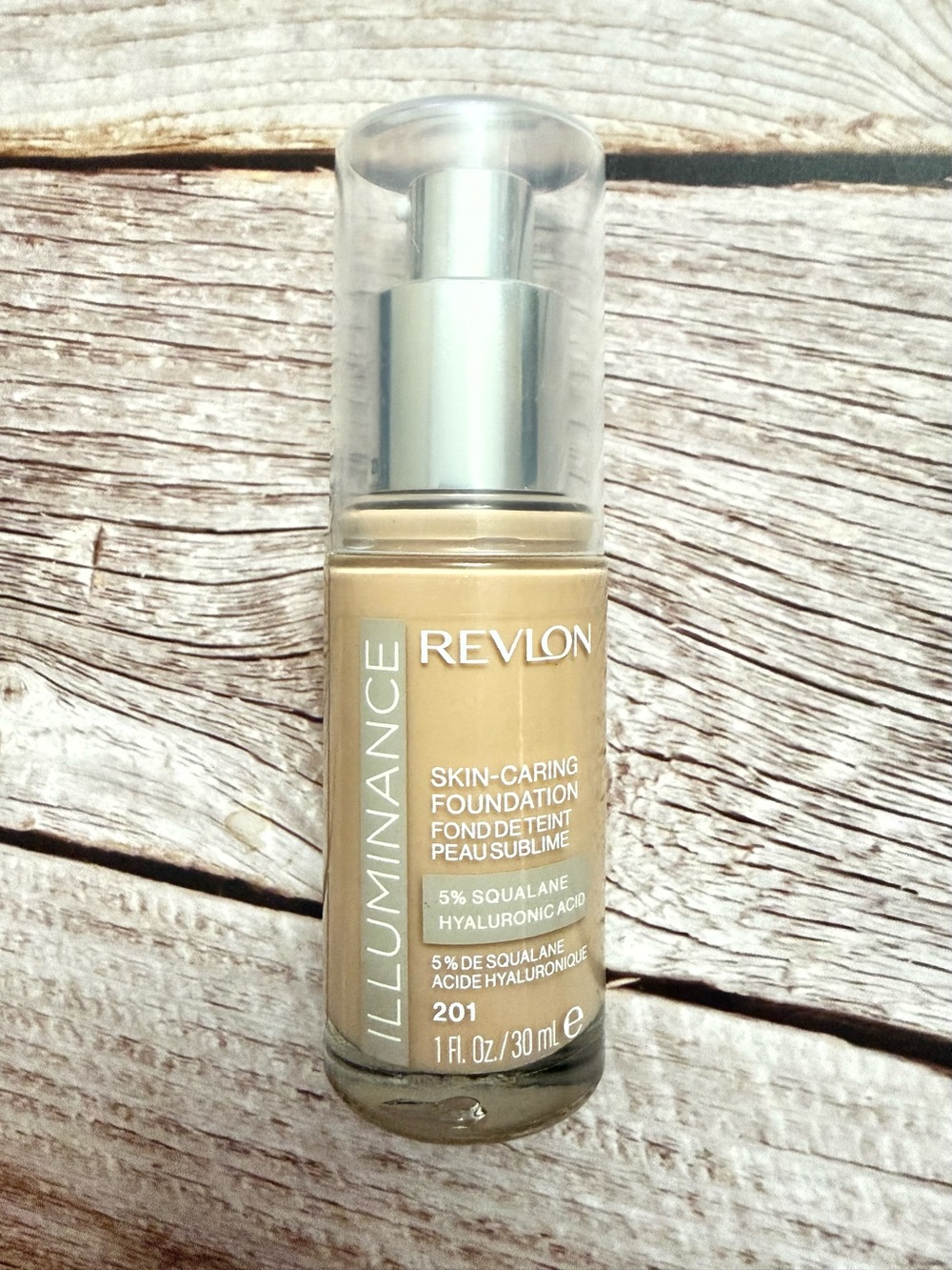 Revlon Illuminance Skin-Caring Foundation 201 Creamy Natural New Sealed 30mL